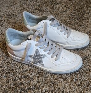 Shu Shop Paz Pearl Sneaker Size 8
